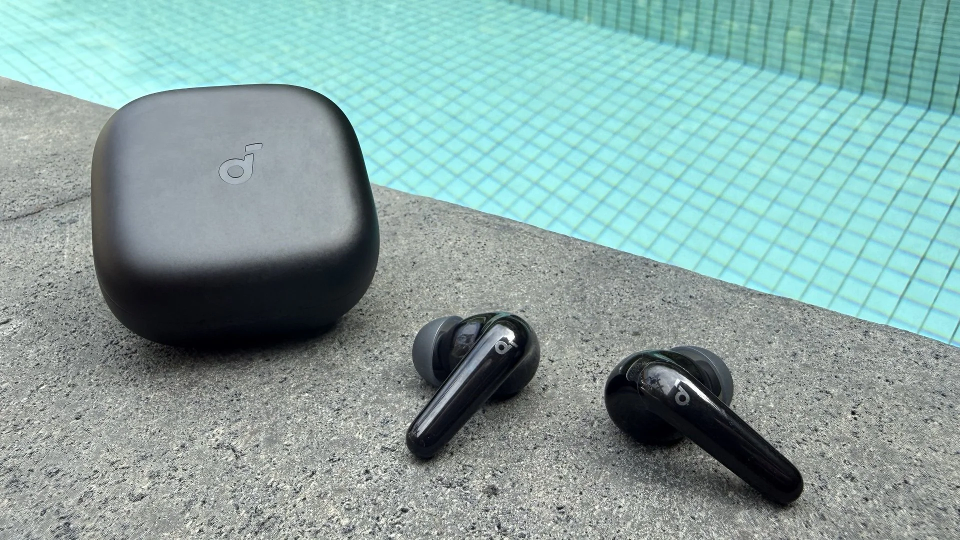Soundcore P31i/R60i NC review: Fantastic cheap earphones!